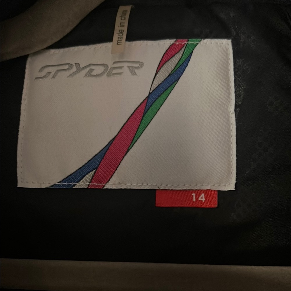 Spyder Black and White Ski Jacket - Picture 3 of 10